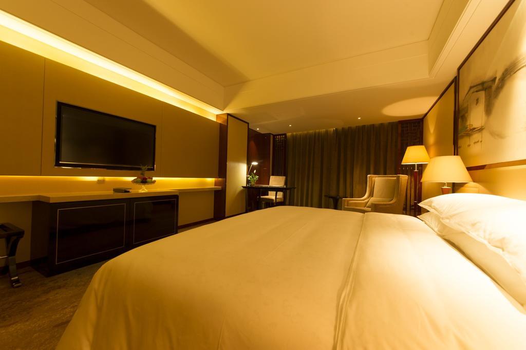 Yang Peng Jin Jiang Hotel Yangzhou Esterno foto