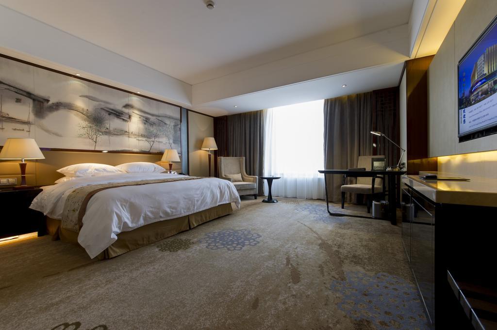 Yang Peng Jin Jiang Hotel Yangzhou Esterno foto