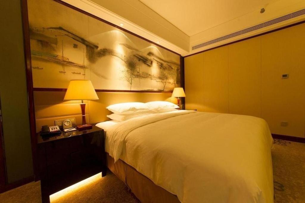 Yang Peng Jin Jiang Hotel Yangzhou Esterno foto
