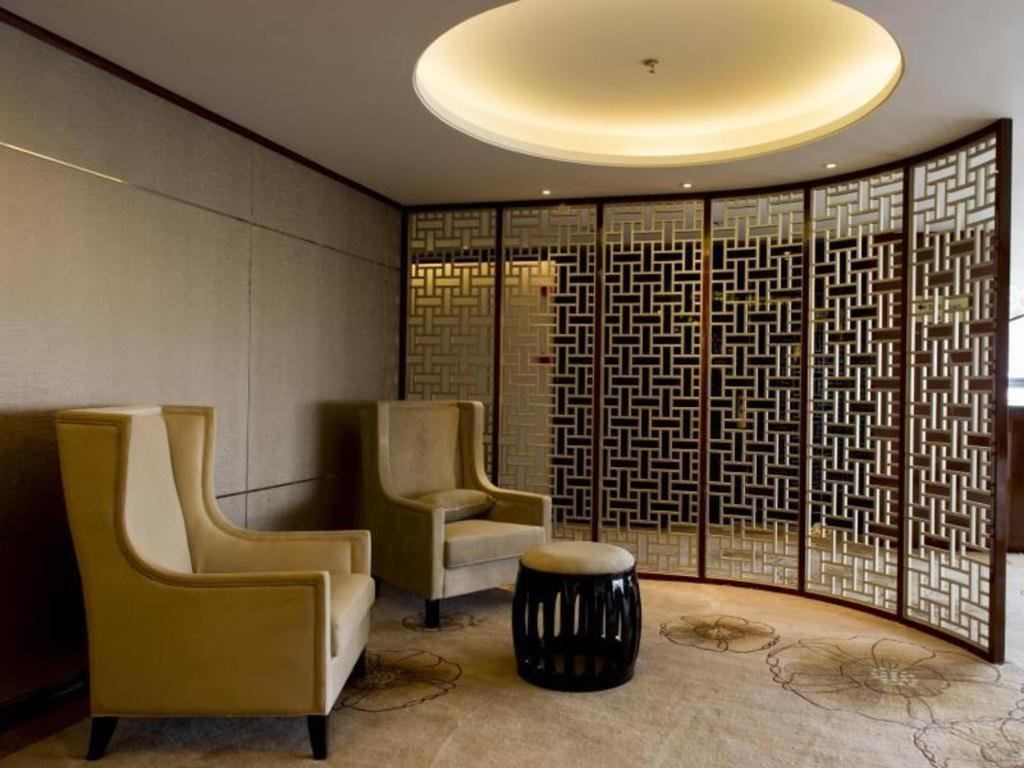 Yang Peng Jin Jiang Hotel Yangzhou Esterno foto