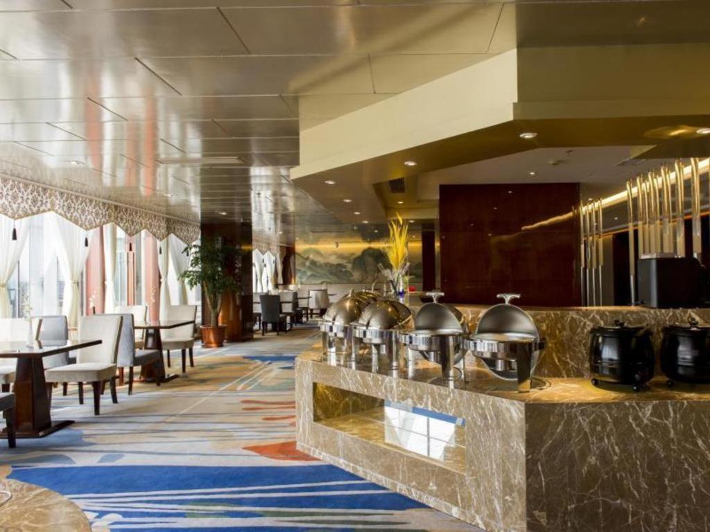 Yang Peng Jin Jiang Hotel Yangzhou Esterno foto