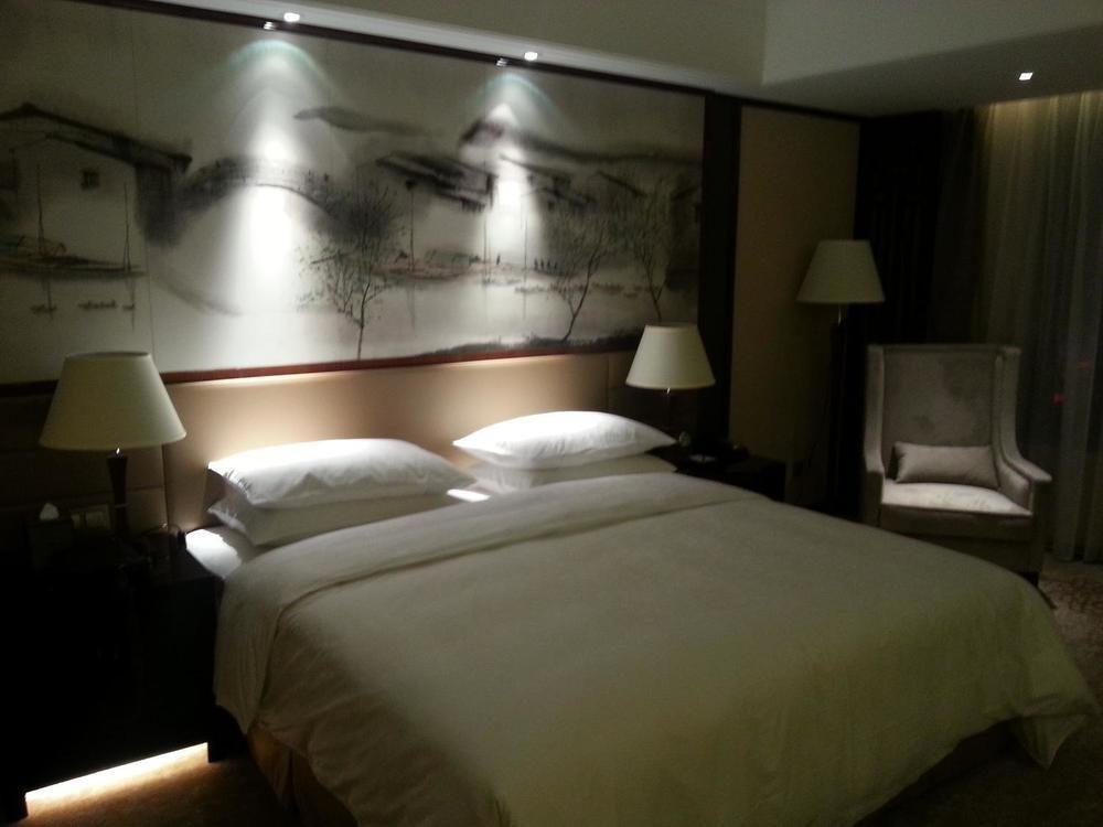 Yang Peng Jin Jiang Hotel Yangzhou Esterno foto