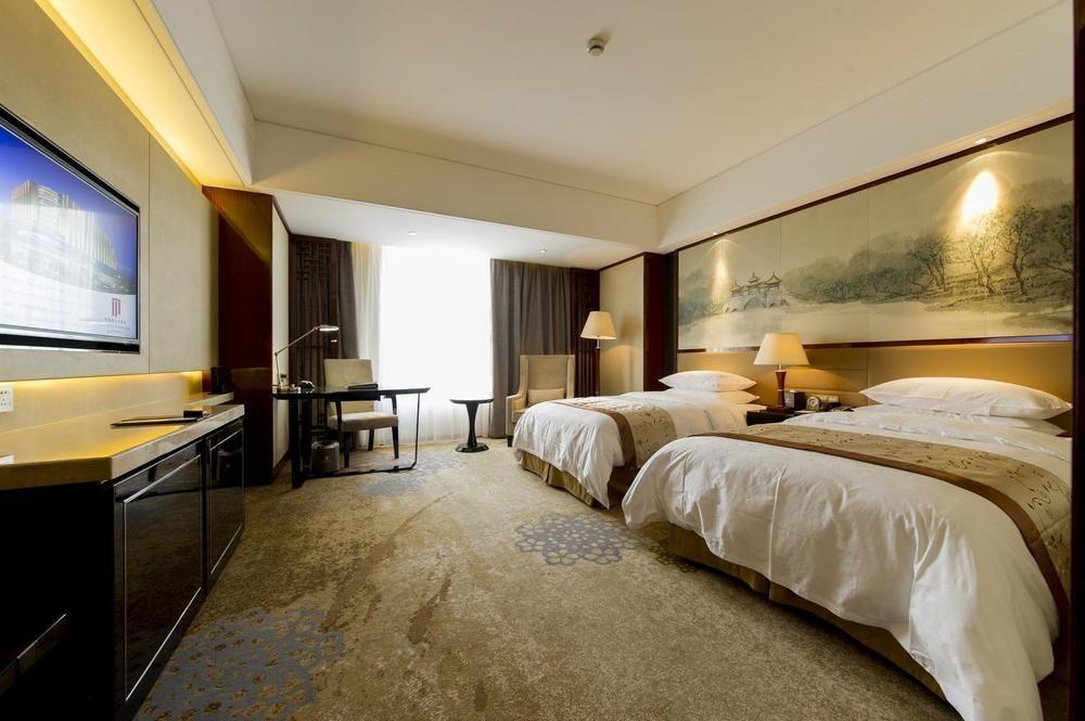 Yang Peng Jin Jiang Hotel Yangzhou Esterno foto