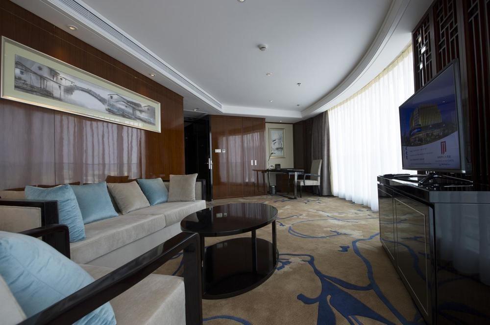 Yang Peng Jin Jiang Hotel Yangzhou Esterno foto