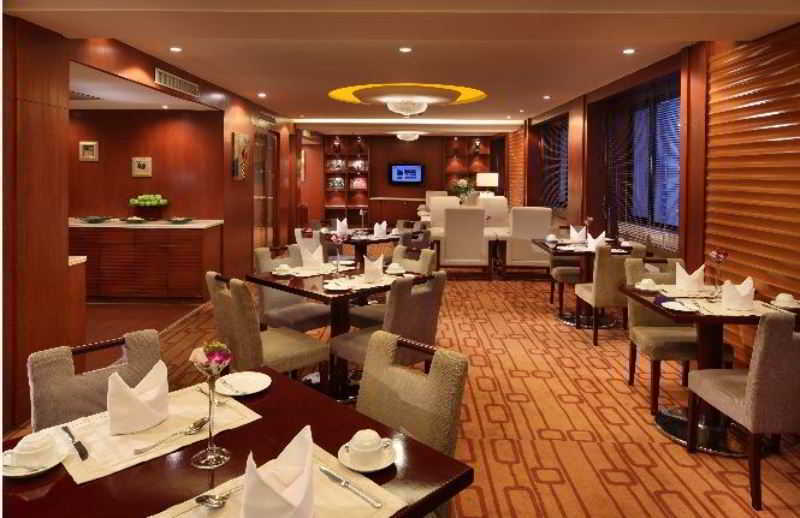 Yang Peng Jin Jiang Hotel Yangzhou Esterno foto